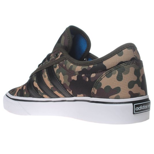 Tênis Adidas Adiease Camuflado