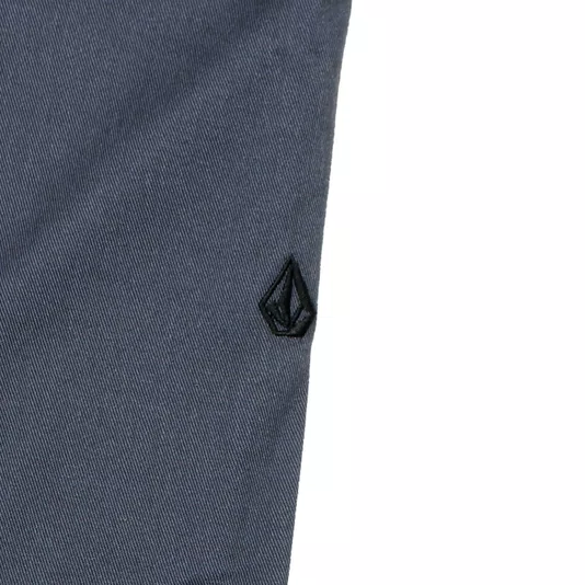 Calça Volcom Frickin Modern Stretch Cinza Escuro