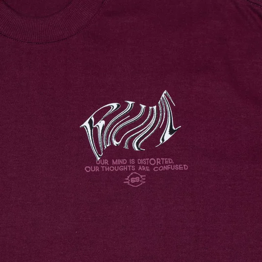 Camiseta Blunt Oversize Gleam Vinho
