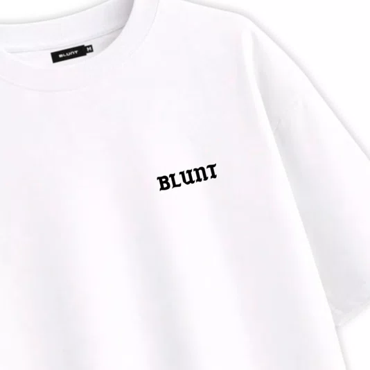 Camiseta Blunt Oversized Petals Branco