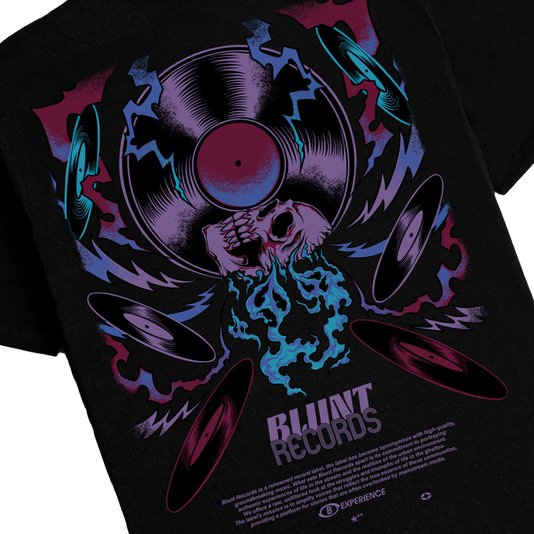 Camiseta Blunt Oversized Vinyl Preto