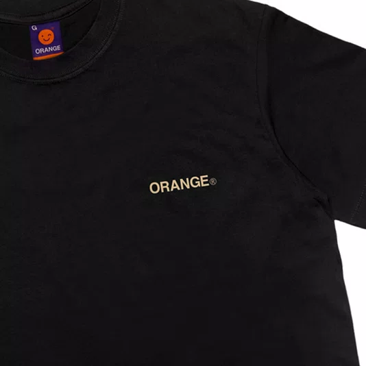Camiseta Orange Crafted Robot Preto