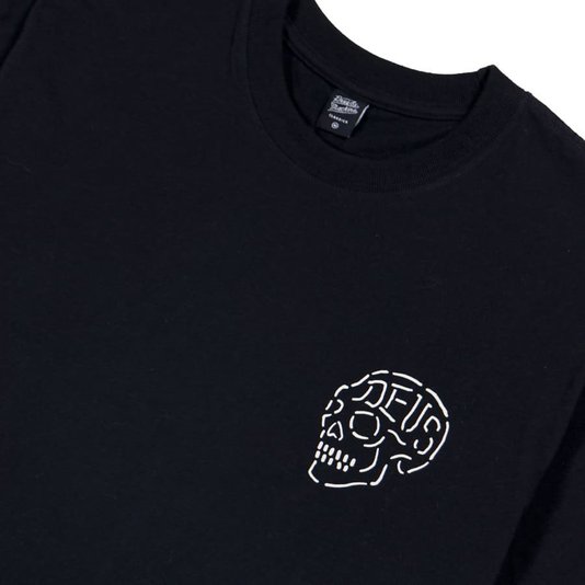 Camiseta Deus Ex Machina Venice Skul Preto