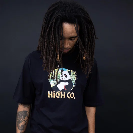 Camiseta High Panda Preto