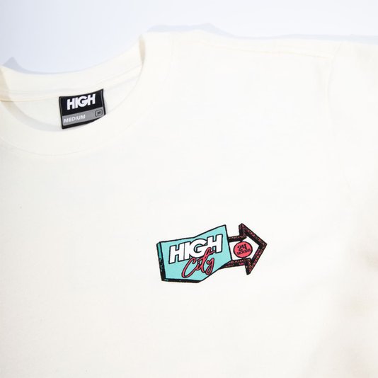 Camiseta High Tee Cafeteria Off White