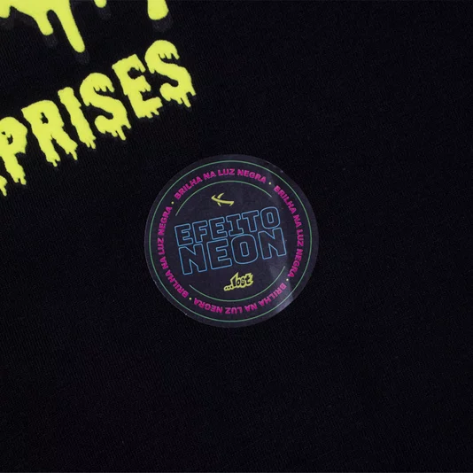 Camiseta Lost X Bob Esponja Horror Squid Preto