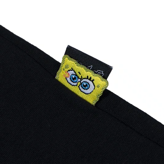 Camiseta Lost X Bob Esponja Horror Squid Preto