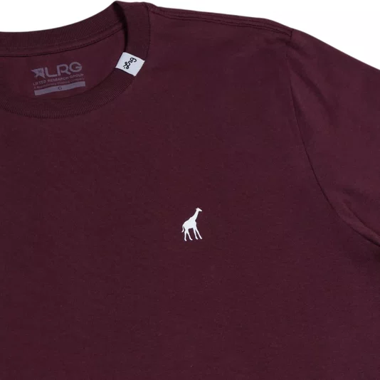 Camiseta Lrg Giraffe Vinho