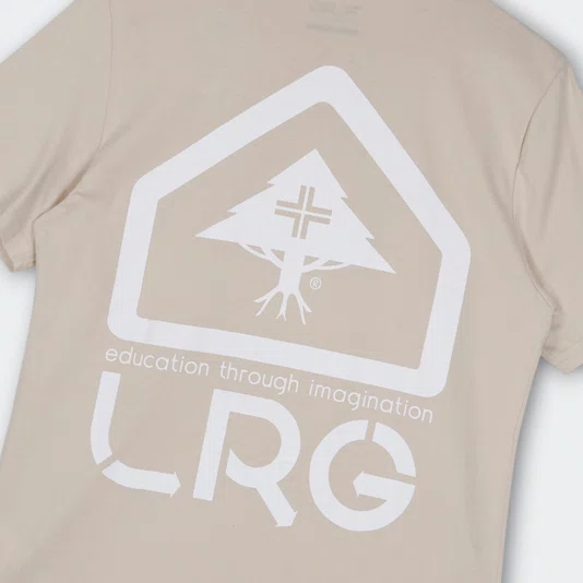 Camiseta Lrg Logo Box Tree Areia