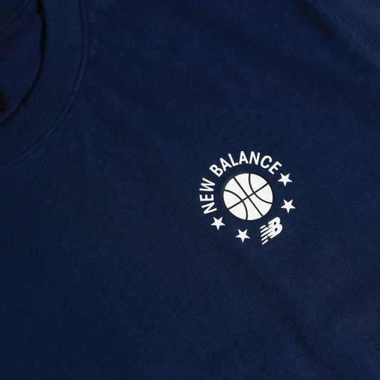Camiseta New Balance Hoops Essentials Azul Marinho