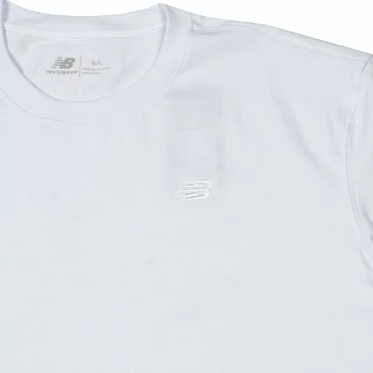 Camiseta New Balance Small Logo Branco