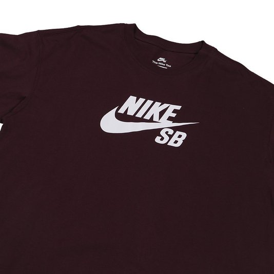 Camiseta Nike Sb Tee Logo Vinho