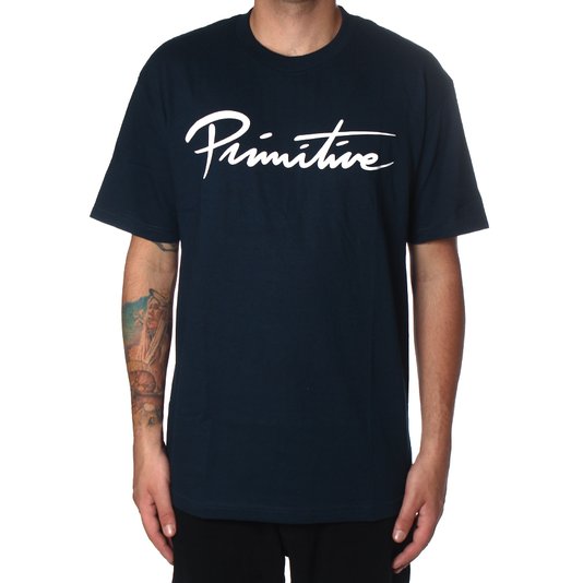 Camiseta Primitive Script Core Azul Marinho