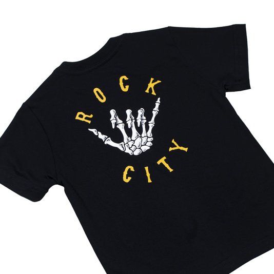 Camiseta Rock City X Nanda Hang Loose Big Infantil Preto/Amarelo