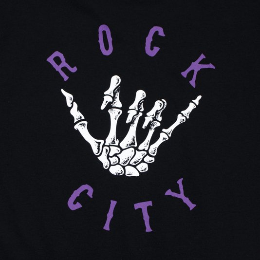 Camiseta Rock City X Nanda Hang Loose Big Infantil Preto/Roxo