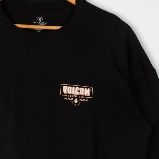 Camiseta Volcom M/L Lock It Up Feminina Preto