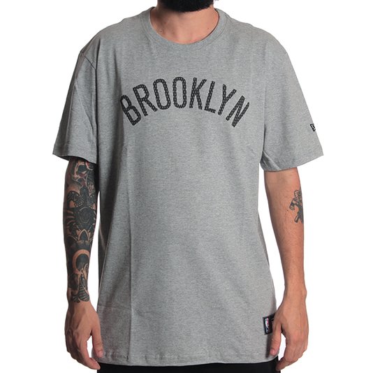Camiseta New Era Brooklyn Game Piece Cinza Mescla