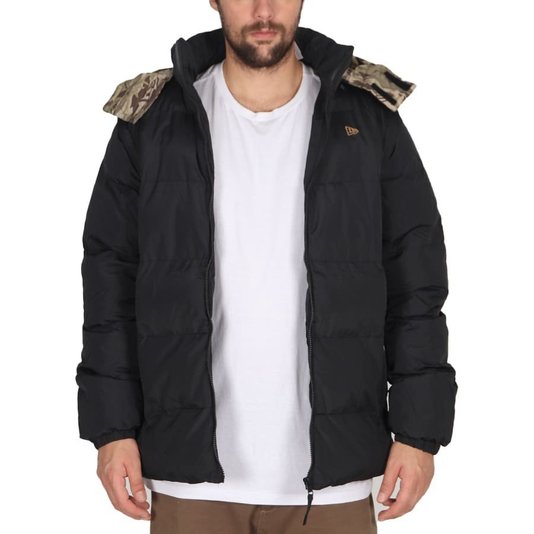 Jaqueta New Era Neutral Puffer Preto/Camuflado