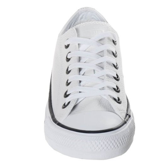 Tênis Converse Chuck Taylor All Star Couro Branco/Preto