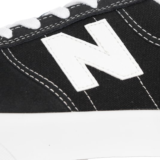 Tênis New Balance Nb Numeric 272  Preto/Branco