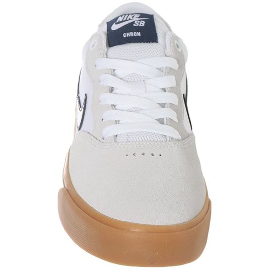 nike sb chron slr leather trainers in white