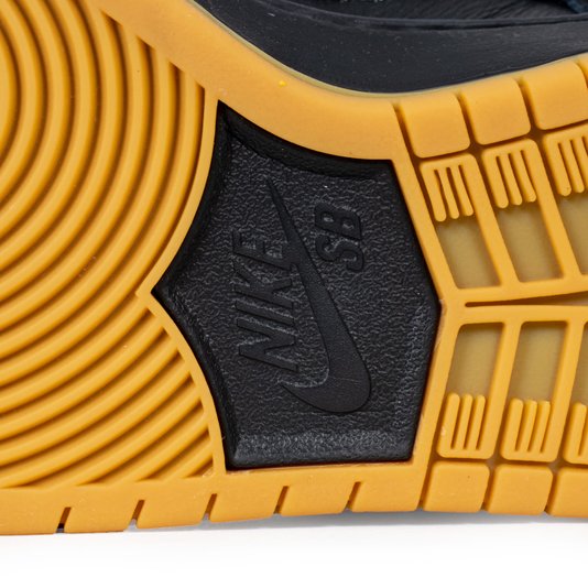 Tênis Nike Sb Dunk Low Pro Preto/Branco