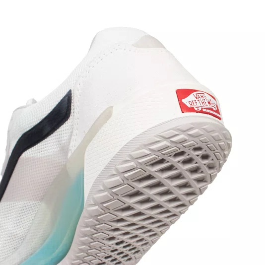 Tênis Vans Ave 2.0 Skate Branco/Preto