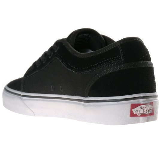 Tênis Vans Chukka Low Suede Preto/Branco