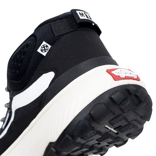 Tênis Vans Mte Crosspath Mid Preto/Branco