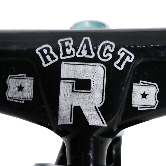 Truck React Preto