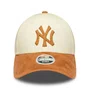 Boné New Era 9forty New York Yankees Mlb Feminino Bege/Marrom