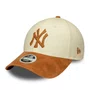 Boné New Era 9forty New York Yankees Mlb Feminino Bege/Marrom