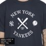 Camiseta New Era College Bat Yankees Azul Marinho