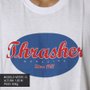 Camiseta Thrasher Magazine Oval Script Branco/Azul/Vermelho